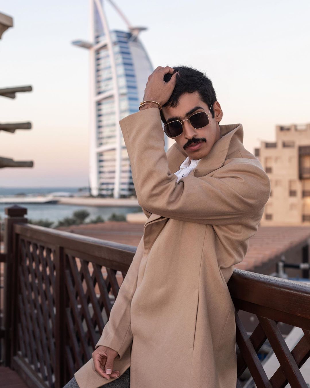 Мужские Фото в Дубае и Абу-Даби. Профессиональная Мужская Фотосессия в ОАЭ  | Kuckoo.Art